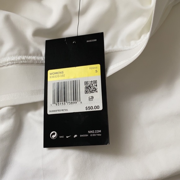 NIKE TENNIS SKIRT!! - Picture 4 of 5